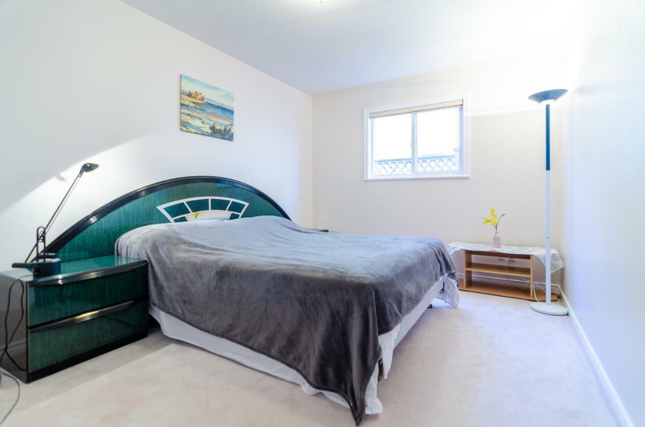 Great Guest Suite In A Gorgeous House New Westminster Ngoại thất bức ảnh